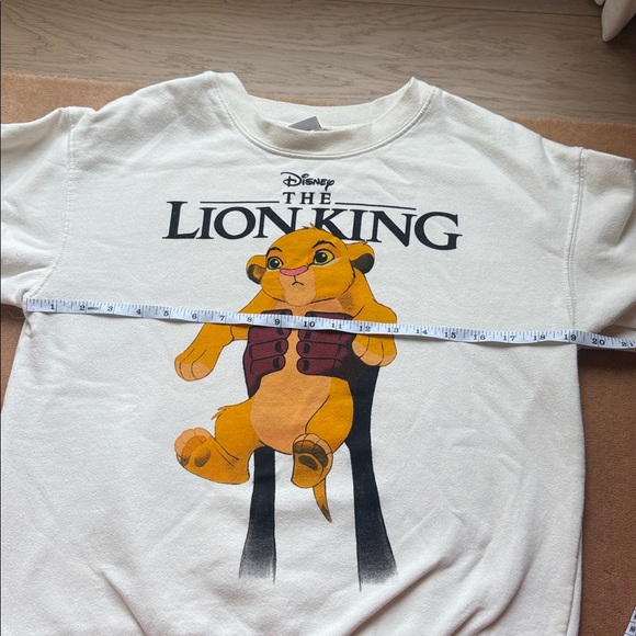 Vintage Lion King Sweatshirt - Picture 3 of 5